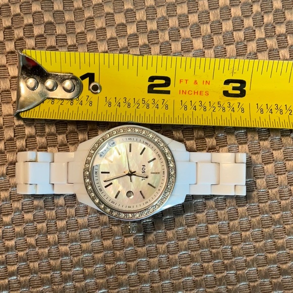 Women’s Fossil Watch - Picture 7 of 8